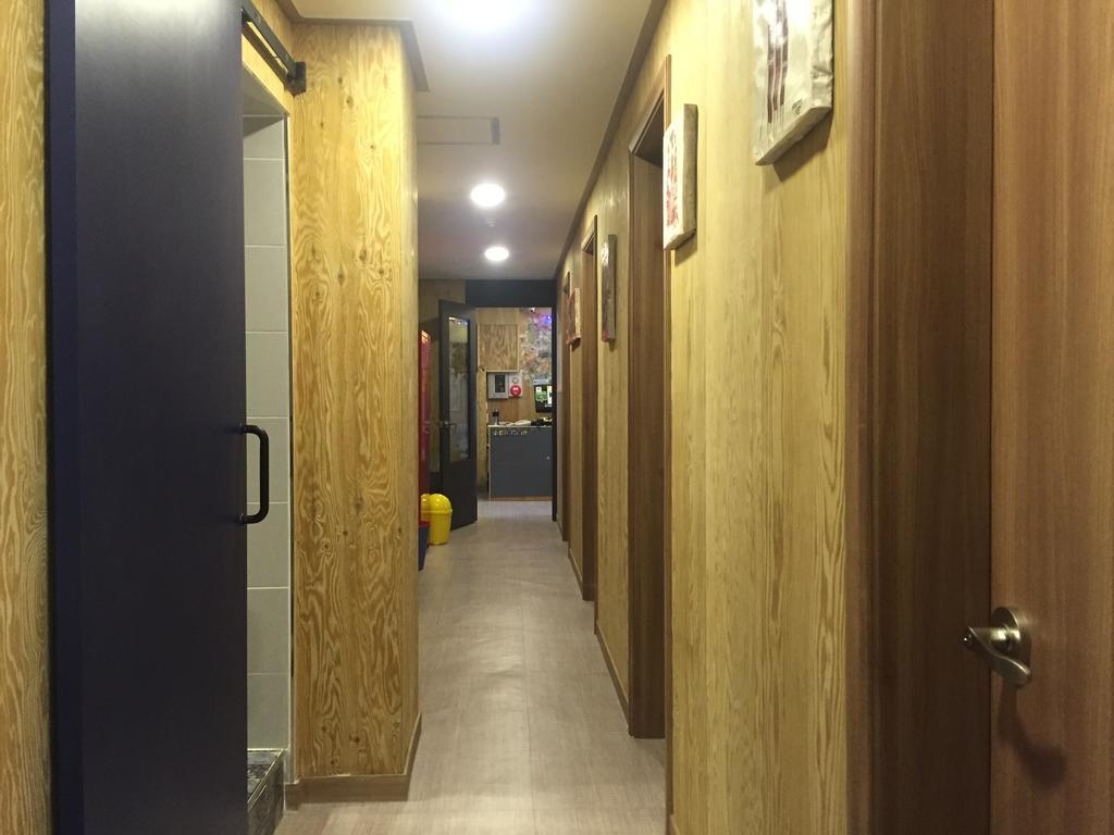 Hostel Backpackers Inside Seul Zewnętrze zdjęcie