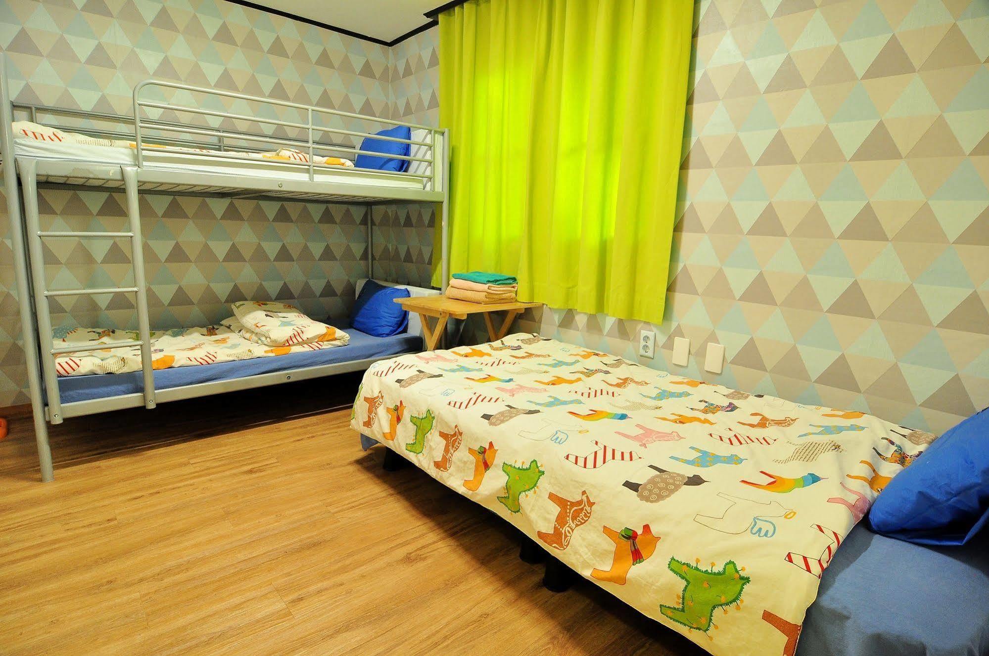 Hostel Backpackers Inside Seul Zewnętrze zdjęcie