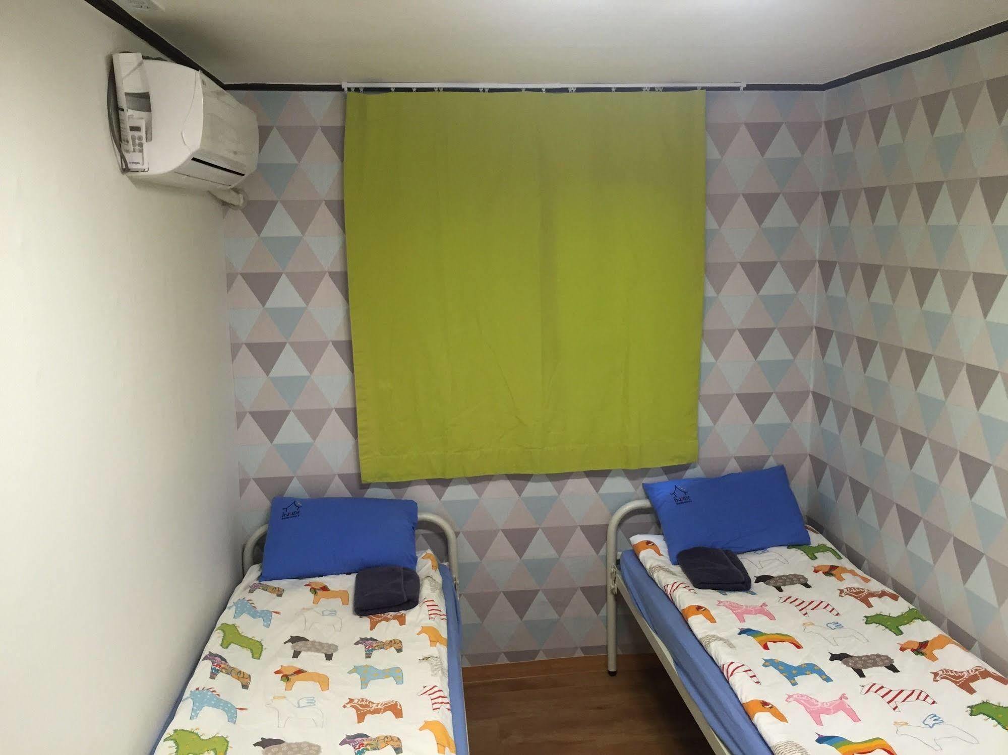 Hostel Backpackers Inside Seul Zewnętrze zdjęcie